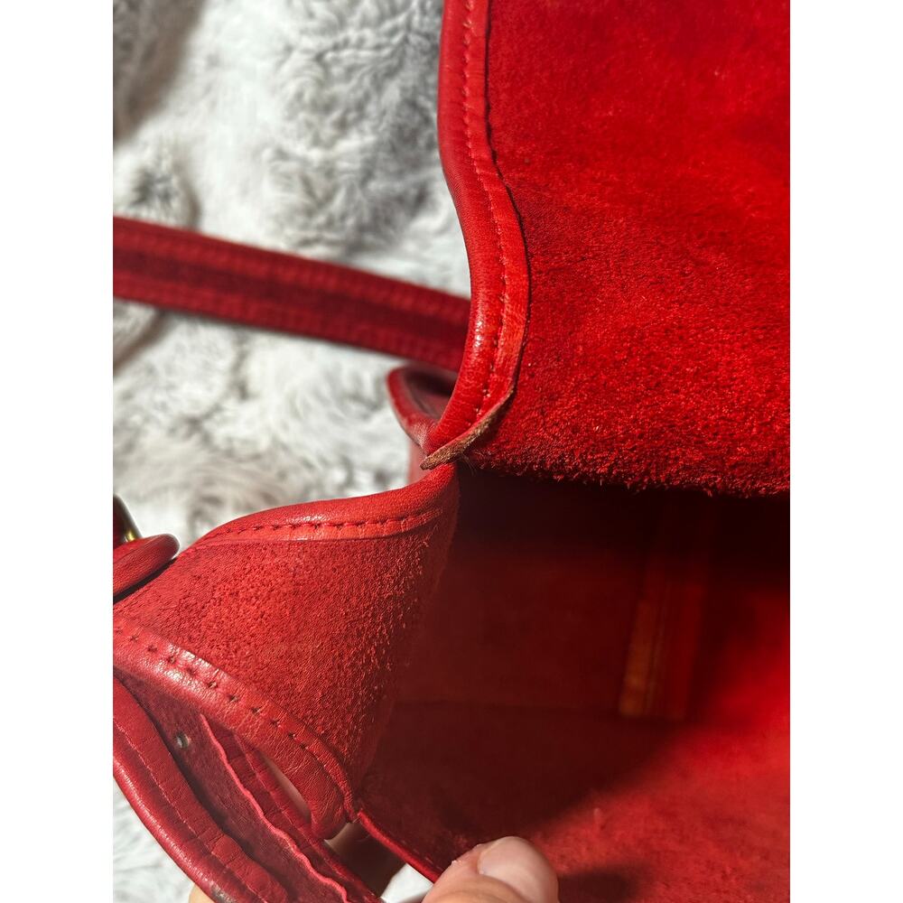 PRE-CREED Vintage Coach 9170 Classic Pouch Red Leather Metal Tag 1970s - Picture 9 of 16